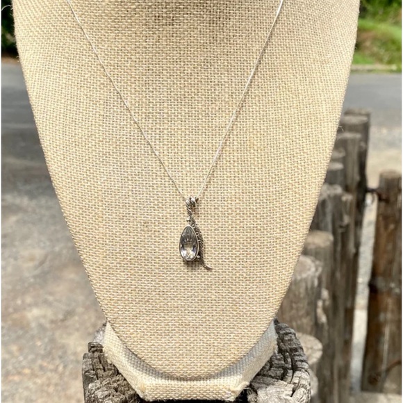 White Topaz Necklace - Picture 3 of 16